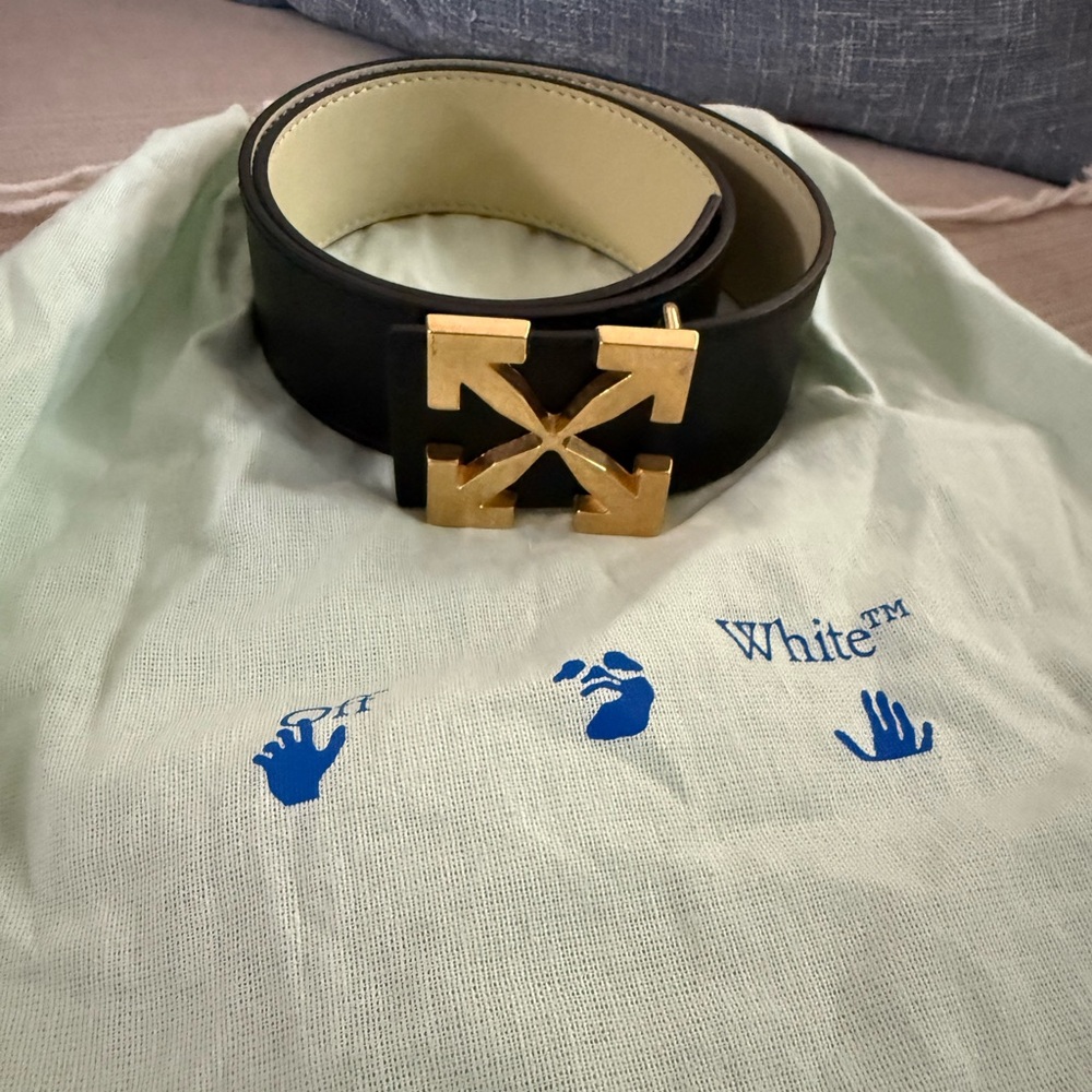 Off-White Arrow leather belt